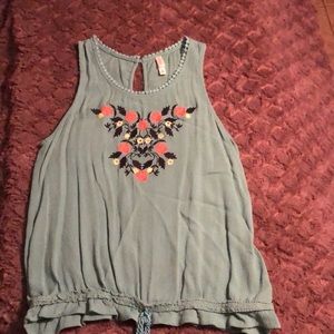 Sleeveless top